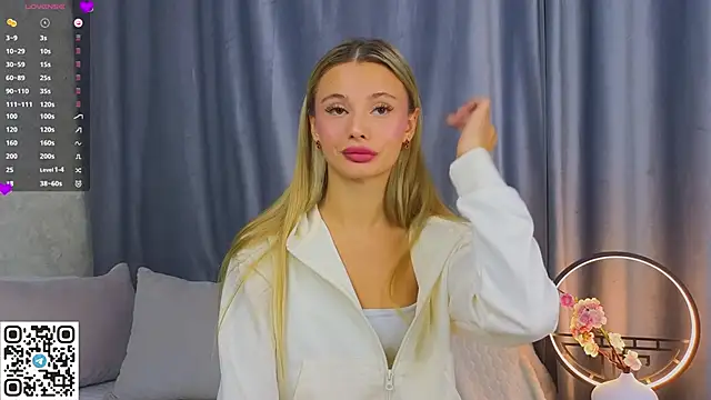 NaughtySeraphine online show from 12-02-25, 06:08