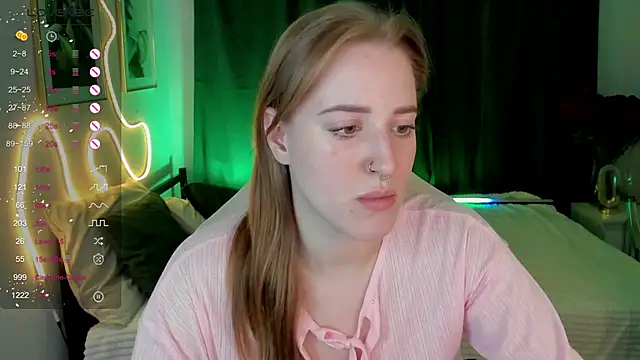 Alice Cire online show from 12-19-25, 02:02