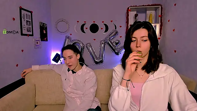 Snapshot of kitniss_dreamy chatting on 02-14-26, 08:16 kitniss dreamy online show from 02-14-26, 08:16