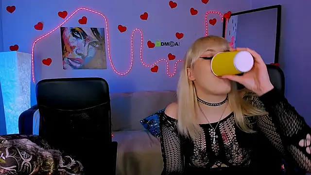 Snapshot of kitniss_dreamy chatting on 02-23-26, 08:28 kitniss dreamy online show from 02-23-26, 08:28