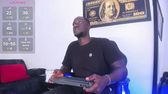 Snapshot of lucas_manzon chatting on 12-02-25, 03:51 lucas manzon online show from 12-02-25, 03:51