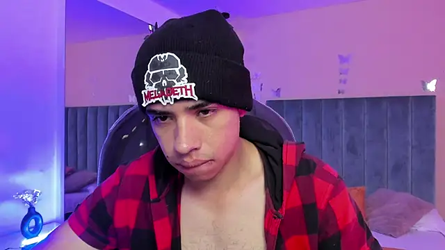 Snapshot of Muscle_Scott chatting on 11-20-25, 12:38 Muscle Scott online show from 11-20-25, 12:38