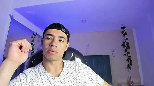 Muscle Scott online show from 03-02-26, 01:40