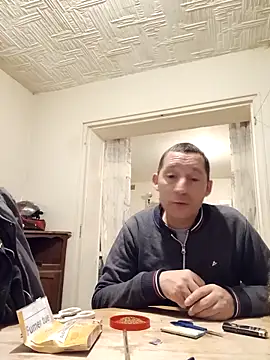 frederic198 online show from 11-03-25, 05:58