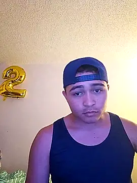 Snapshot of Angelito_10x chatting on 10-21-25, 07:03 Angelito 10x online show from 10-21-25, 07:03