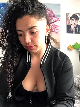 Paris 11 online show from 11-24-25, 06:07