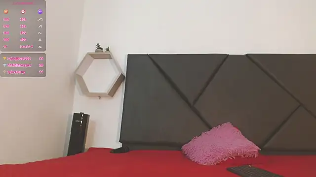 Snapshot of Tammy__badgirl chatting on 09-20-25, 01:06 Tammy  badgirl online show from 09-20-25, 01:06