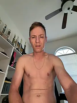 Snapshot of Badstepson33 chatting on 04-10-26, 11:48 Badstepson33 online show from 04-10-26, 11:48