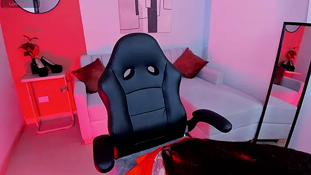 Snapshot of Irina_vasilieva chatting on 09-30-25, 01:05 Irina vasilieva online show from 09-30-25, 01:05