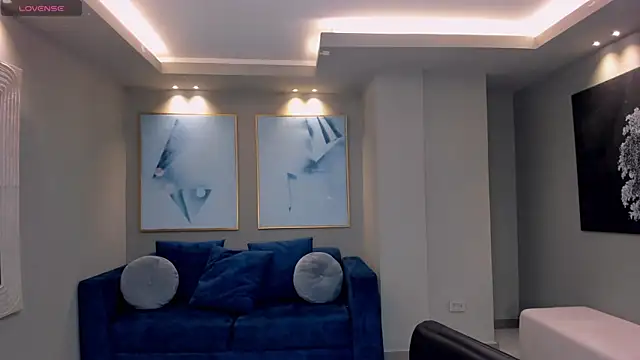 LucyWeiss  online show from 09-23-25, 07:28