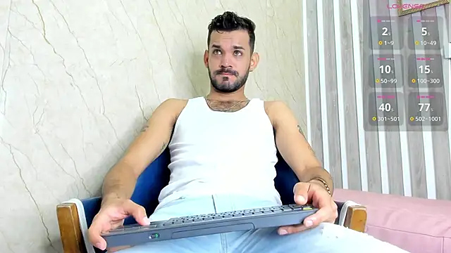 Snapshot of EthanGrey chatting on 09-29-25, 11:15 EthanGrey online show from 09-29-25, 11:15