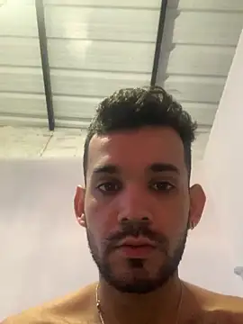 Snapshot of EthanGrey chatting on 11-17-25, 01:39 EthanGrey online show from 11-17-25, 01:39