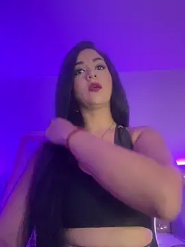 Mariana Montes online show from 10-23-25, 07:34