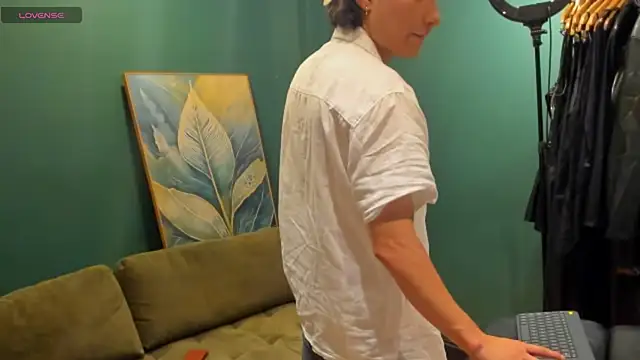 enzo steel online show from 10-19-25, 06:52