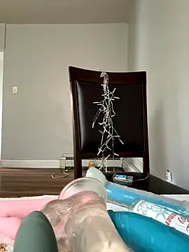 Snapshot of bunbun420247 chatting on 11-26-25, 08:43 bunbun420247 online show from 11-26-25, 08:43