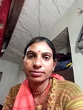 Snapshot of Mansi_ji chatting on 11-30-25, 03:05 Mansi ji online show from 11-30-25, 03:05