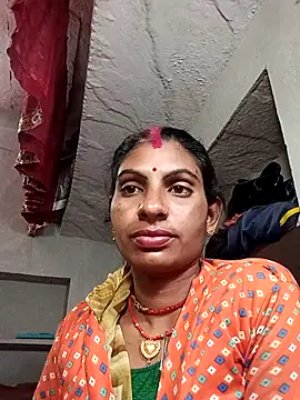 Snapshot of Mansi_ji chatting on 12-01-25, 02:44 Mansi ji online show from 12-01-25, 02:44