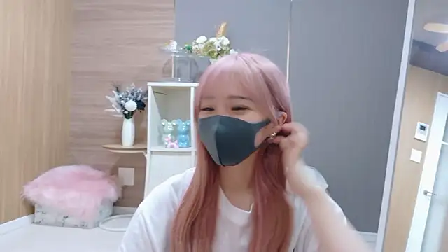 Una chan  online show from 09-22-25, 10:34