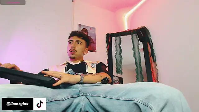 liamty luxor online show from 01-10-26, 05:20