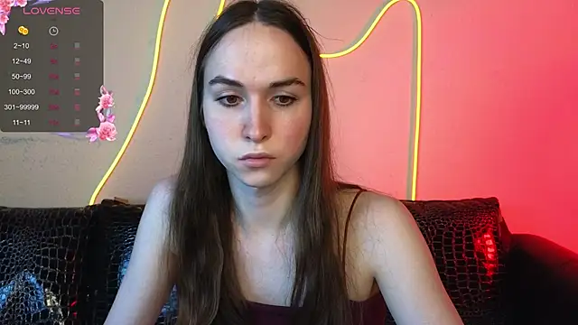 Snapshot of Angeel_Kate chatting on 09-10-25, 04:12 Angeel Kate online show from 09-10-25, 04:12