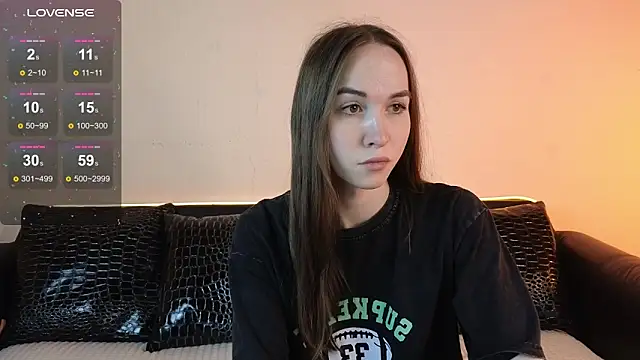 Snapshot of Angeel_Kate chatting on 10-05-25, 11:41 Angeel Kate online show from 10-05-25, 11:41