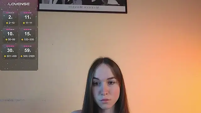 Snapshot of Angeel_Kate chatting on 10-06-25, 04:43 Angeel Kate online show from 10-06-25, 04:43