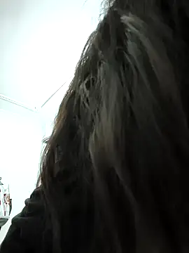 Hot-Soniya2 online show from 10-03-25, 04:48