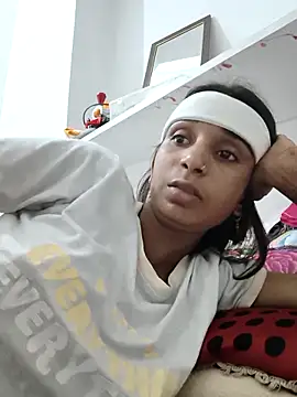 Hot-Soniya2 online show from 10-16-25, 03:24