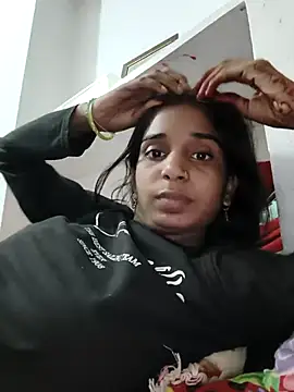 Hot-Soniya2 online show from 10-28-25, 03:43