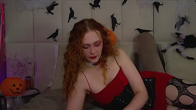 Snapshot of AgataFoxley chatting on 10-27-25, 07:45 AgataFoxley online show from 10-27-25, 07:45