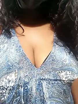 Snapshot of HAANNIAA chatting on 12-04-25, 08:28 HAANNIAA online show from 12-04-25, 08:28