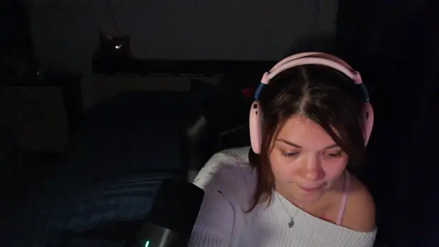 NutsGilmore online show from 10-21-25, 05:24