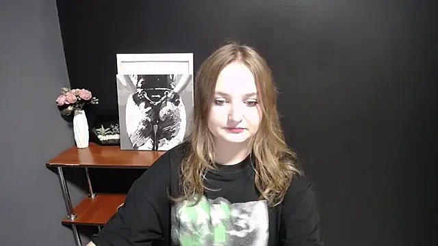 Mystic nikole online show from 09-15-25, 01:33