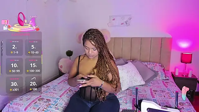 Snapshot of Hill_Brownie chatting on 11-27-25, 01:02 Hill Brownie online show from 11-27-25, 01:02