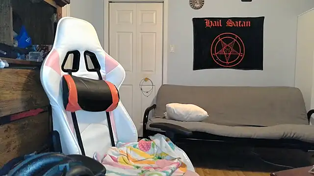 Ardokks online show from 10-13-25, 02:33