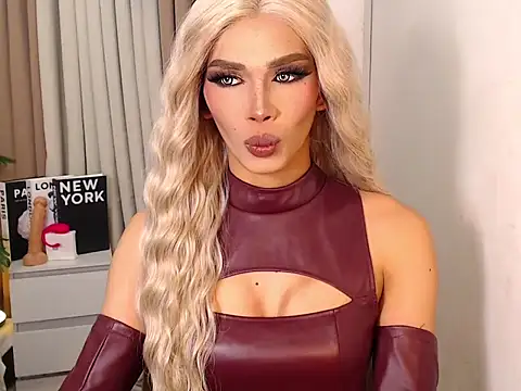 Miss Cataluna69 online show from 11-19-25, 09:15