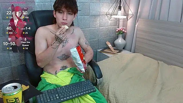 Iantwink18 online show from 09-15-25, 09:59