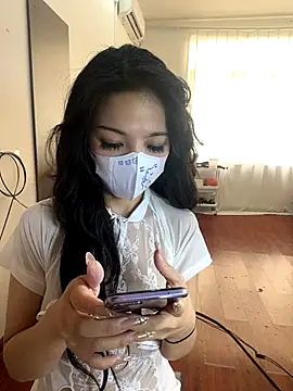 Snapshot of xiongmaobb chatting on 10-16-25, 04:57 xiongmaobb online show from 10-16-25, 04:57