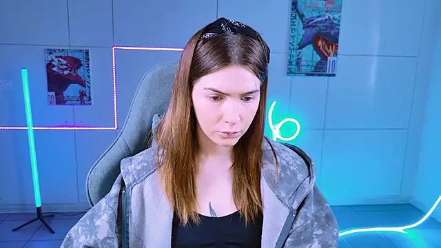 AliceCUNTach online show from 09-11-25, 05:07