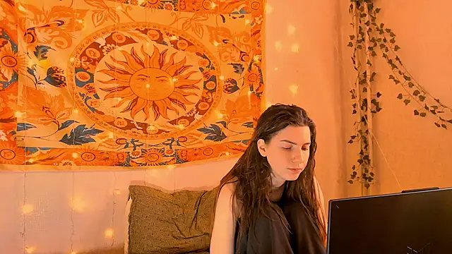 AliceCUNTach online show from 02-06-26, 05:23