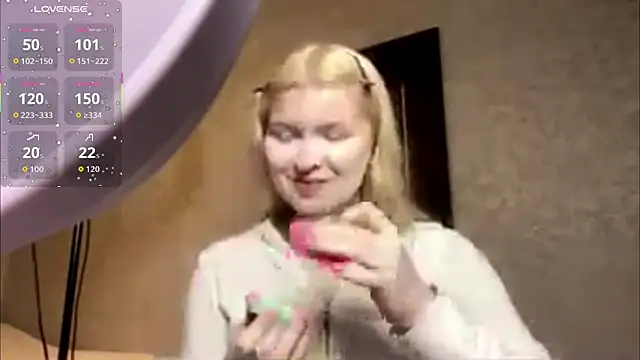 ShontaWasilko online show from 03-04-26, 07:42