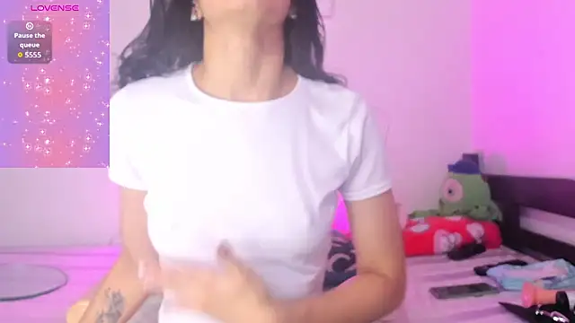 lustlunna online show from 12-16-25, 01:43