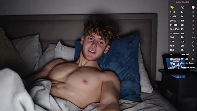 DominantAlex18 online show from 12-22-25, 03:42