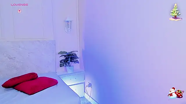 Snapshot of TianaGlow26 chatting on 11-28-25, 07:38 TianaGlow26 online show from 11-28-25, 07:38