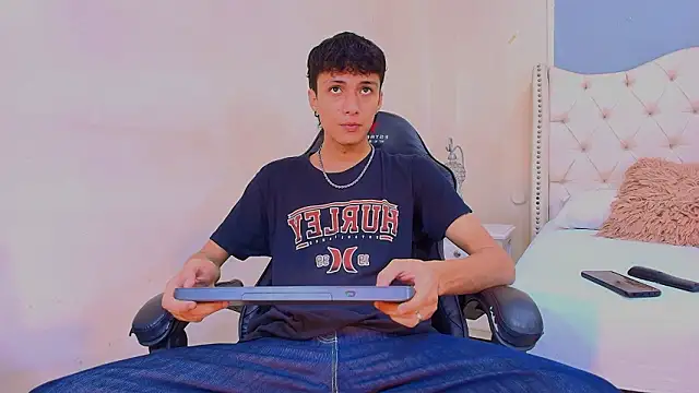 Lean Portman online show from 03-26-26, 02:55