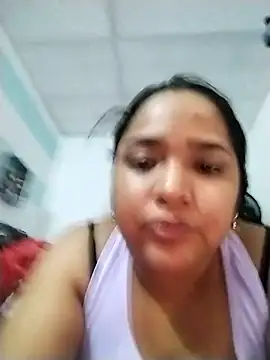 Angelly ricura online show from 11-17-25, 03:18