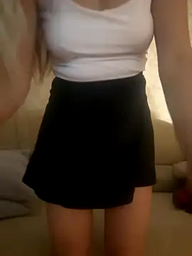 Nikihot   online show from 10-24-25, 10:28