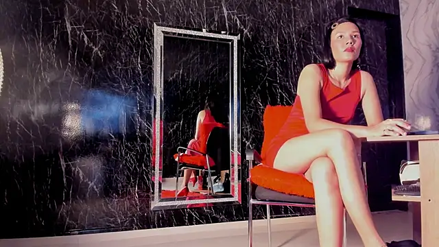 Snapshot of Nicollemillf chatting on 10-22-25, 12:49 Nicollemillf online show from 10-22-25, 12:49