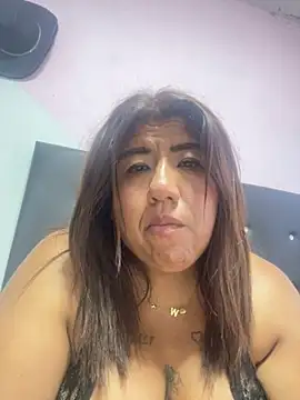 Snapshot of Wenlop chatting on 12-03-25, 09:57 Wenlop online show from 12-03-25, 09:57