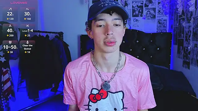 Snapshot of Otter_Star chatting on 09-26-25, 04:05 Otter Star online show from 09-26-25, 04:05